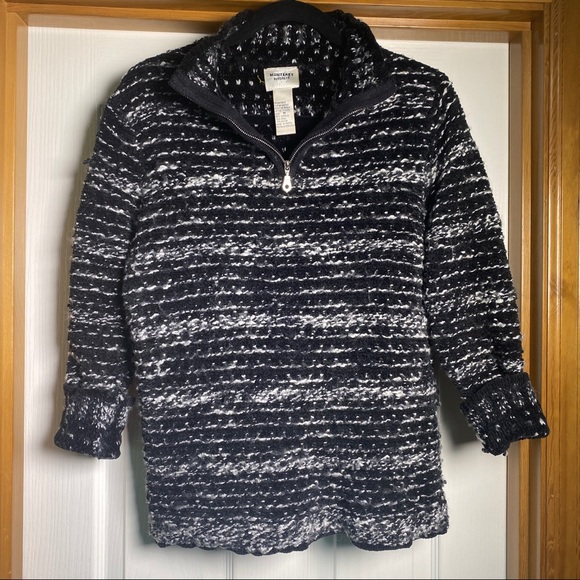 Stylish Crew Neck Sweater - Picture 3 of 5